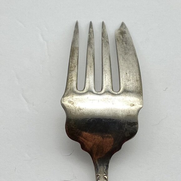 Vintage Holmes & Edwards XIV Serving Meat Fork Silver plate Ornate 7 5/8” Patina - Picture 7 of 8